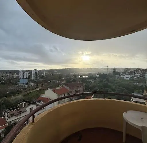 Apartment Espacoso E Acochengante T2